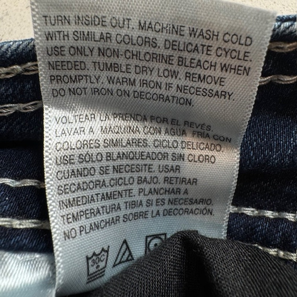 Mid Rise Y2K Heritage Curvy Fit Embroidered Bootcut Jeans Sz 11 - Picture 13 of 14